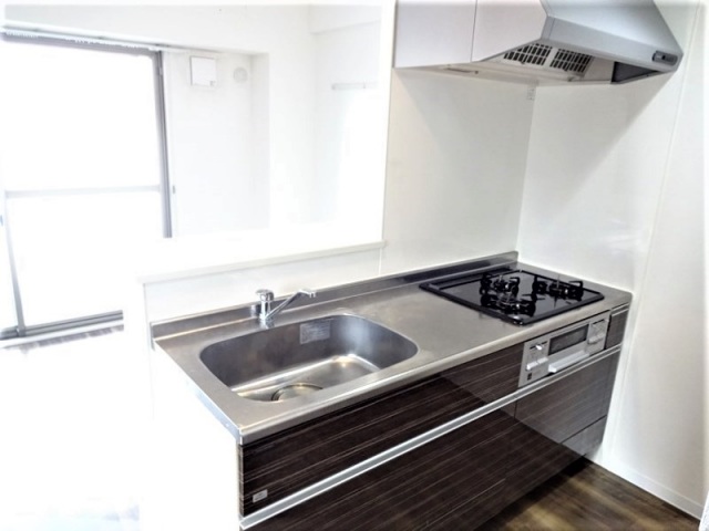 キッチン　3口ガスシステムキッチン