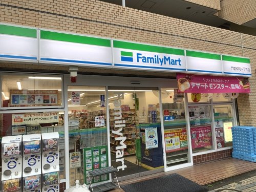 コンビニ　ファミリーマート 門前仲町一丁目店（コンビニ）まで94m