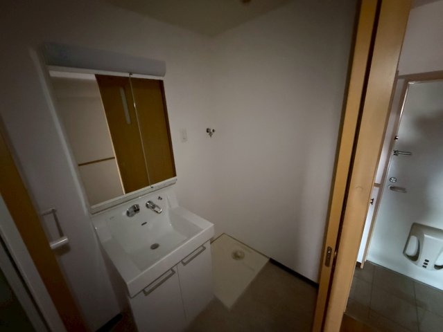 洗面設備　シャルマン