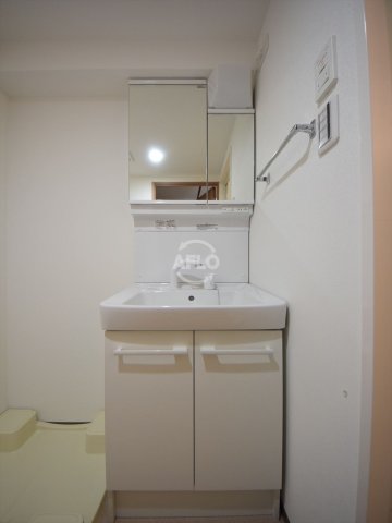 洗面設備　Y&Rino Residence　独立洗面台