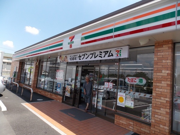 コンビニ　セブンイレブン草加谷塚上町店（コンビニ）まで633m