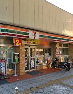 コンビニ　セブンイレブン 足立梅島駅北店（コンビニ）まで395m