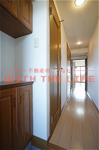 玄関　落ち着いた玄関です
