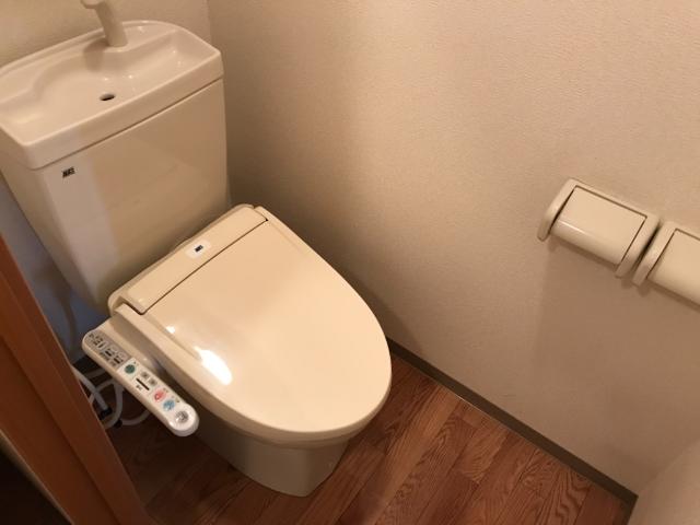 トイレ　シャワー付トイレ