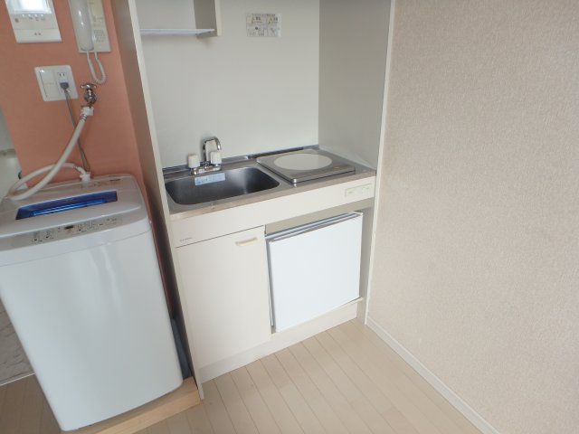 キッチン　他のお部屋の参考写真となります。