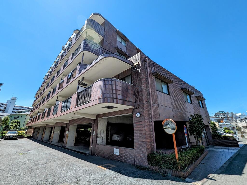 建物外観　入間市　高倉　賃貸マンション　3DLK　ファミリータイプ