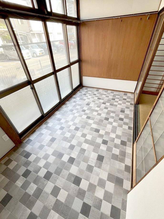 その他部屋・スペース　洗濯物はサンルームに。