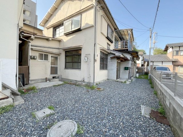 駐車場　ハイエースも駐車可能でした