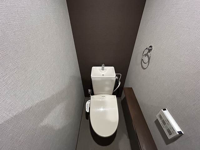 トイレ　同マンション別部屋