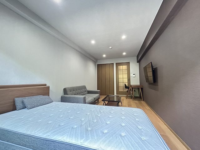 居室・リビング　同マンション別部屋