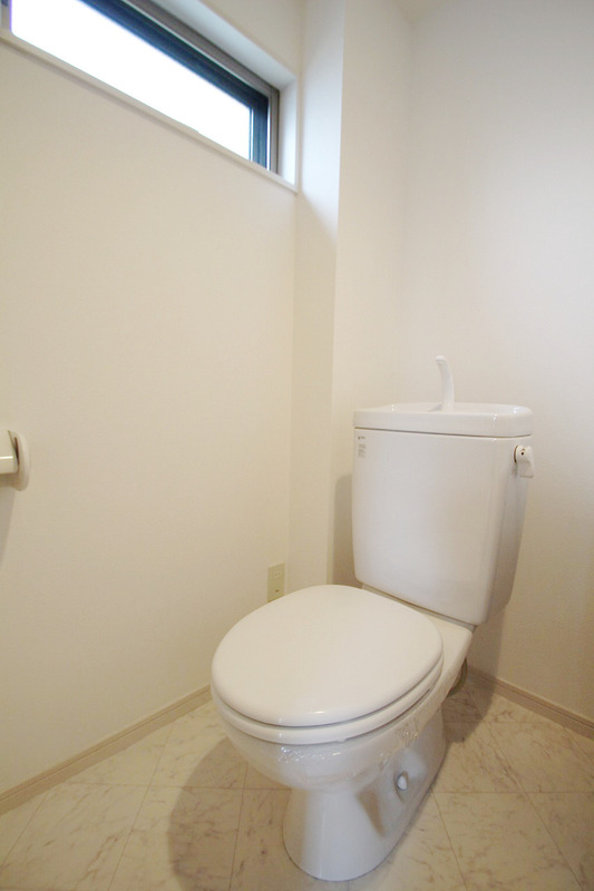 トイレ　コンパクトで使いやすいトイレです