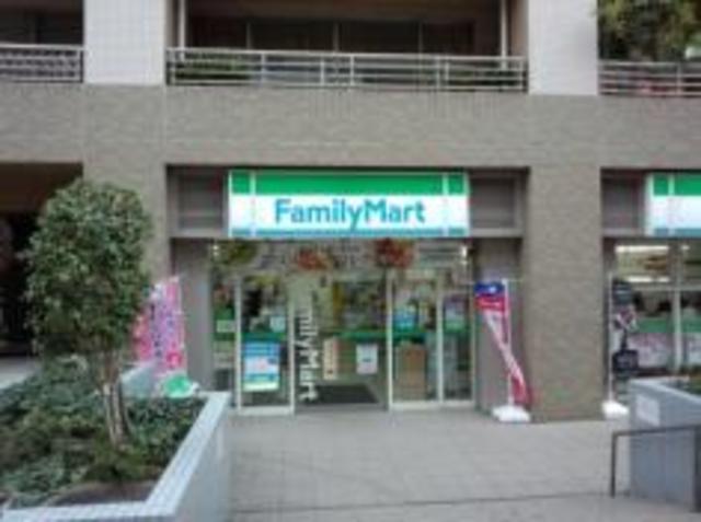 コンビニ　ファミリーマート溝口一丁目店（コンビニ）まで828m