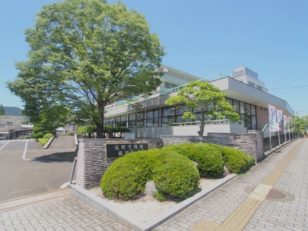 役所　嬉野市役所嬉野庁舎（役所）まで449m