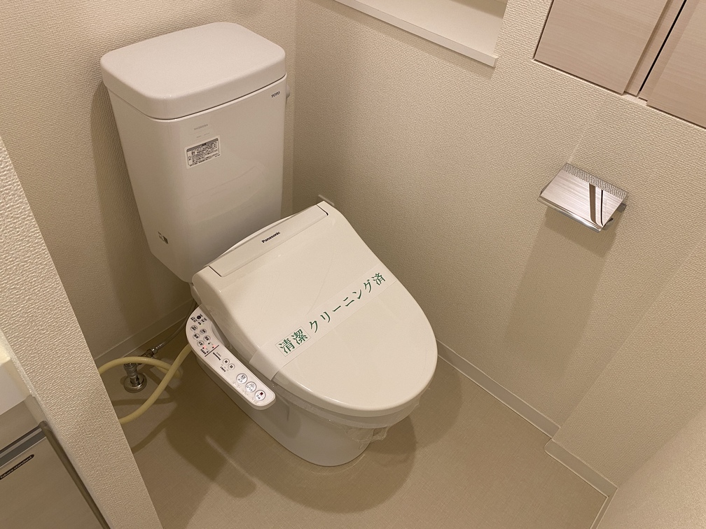 トイレ　■室内参考写真