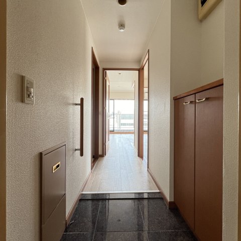 玄関　同仕様タイプです