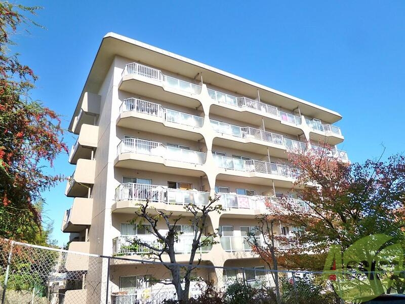 建物外観　豊中市上新田【千里グリーンマンション】
