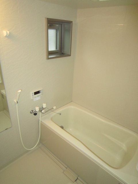 バス・シャワールーム　別のお部屋のお写真になります。