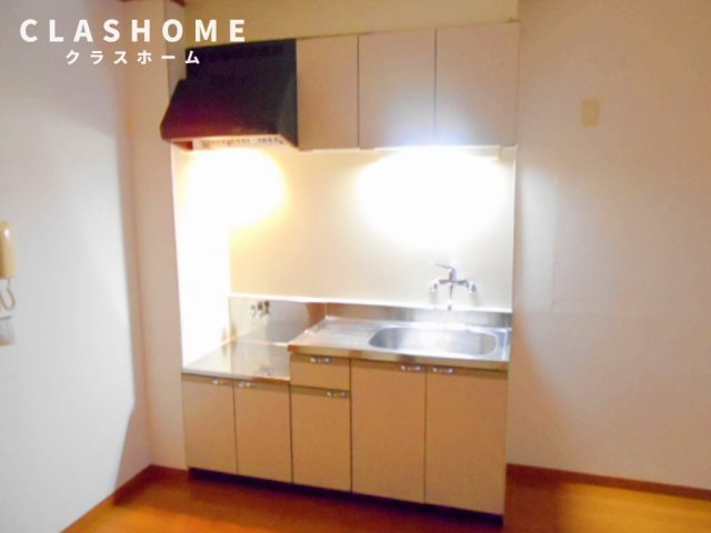 キッチン　同物件の別部屋になります。