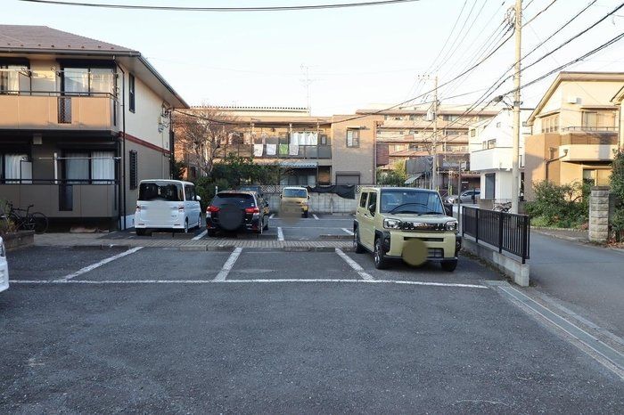 駐車場　駐車場