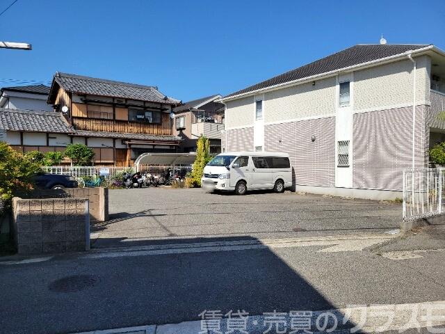 駐車場　敷地内駐車場