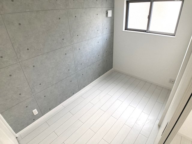 その他部屋・スペース　各居室に窓が有り風通しも良いです