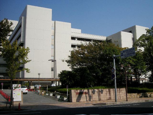 病院　神戸大学医学部附属病院（病院）まで760m
