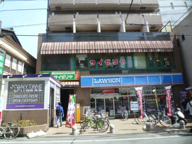 飲食店　サイゼリア（飲食店）まで384m