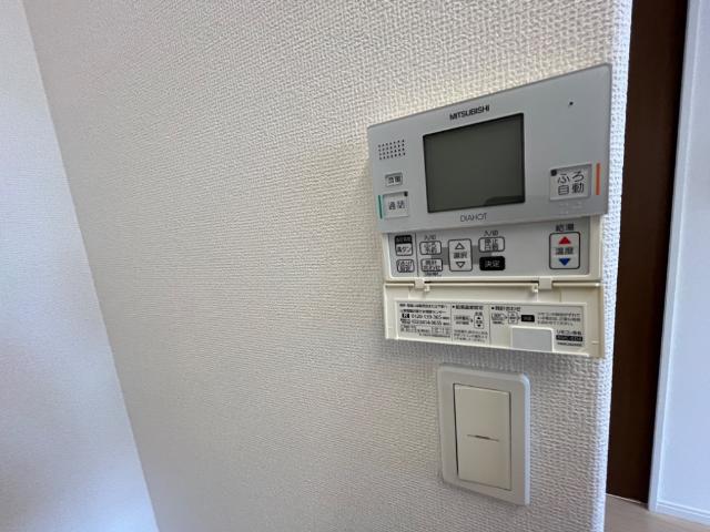 その他設備　電気温水器