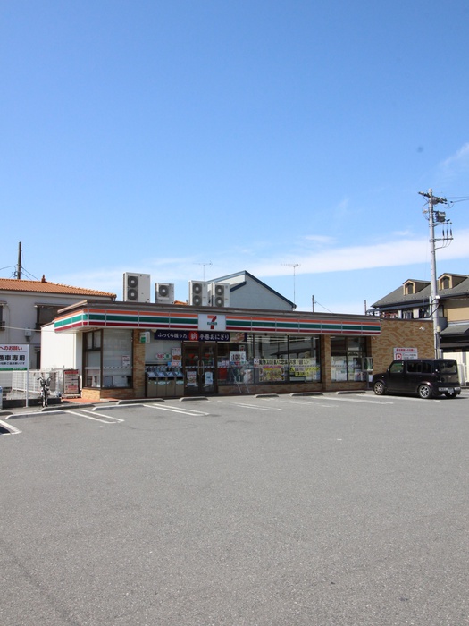 コンビニ　セブンイレブン（コンビニ）まで350m