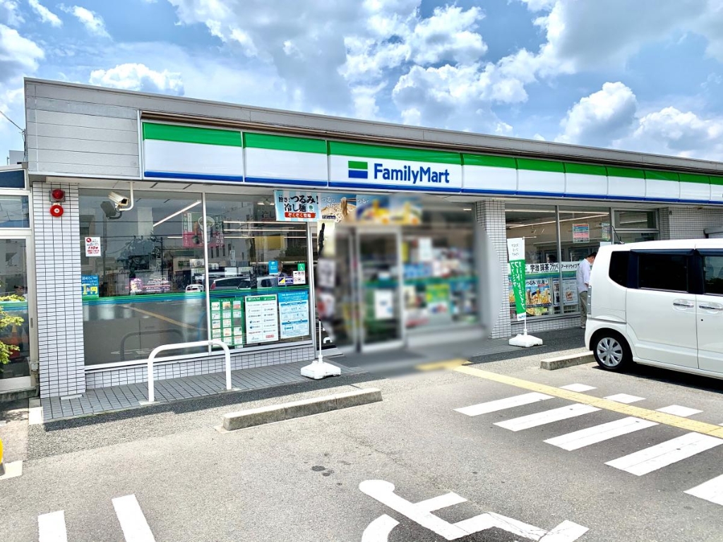 コンビニ　ファミリーマート 長岡京野添店（コンビニ）まで130m