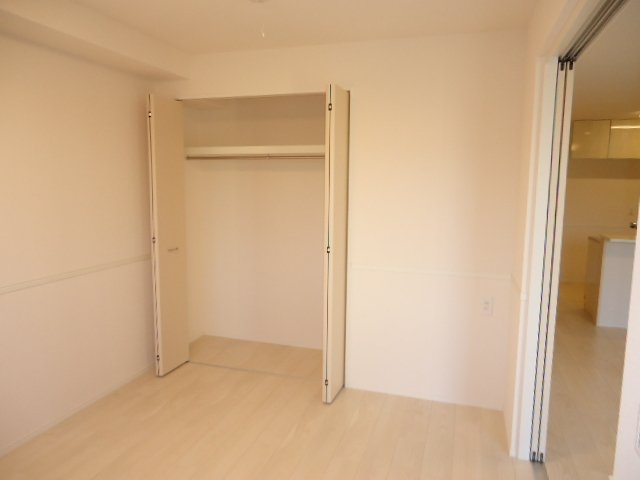 その他　洋室南5.8帖