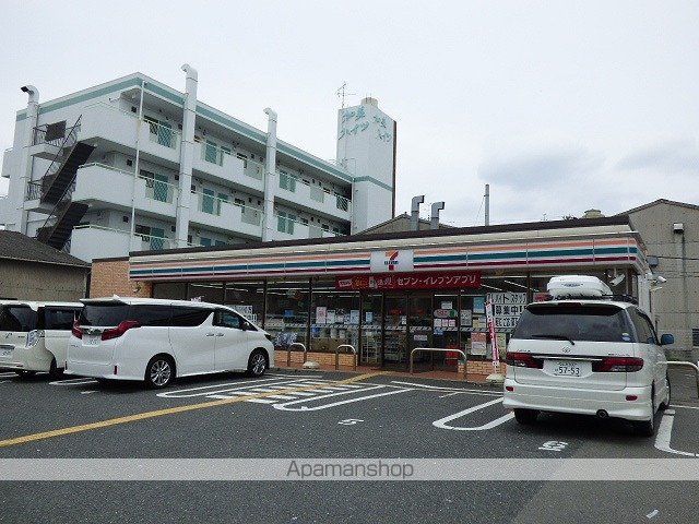 コンビニ　セブンイレブン（コンビニ）まで363m