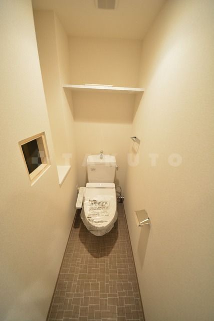 プレサンス玉造駅前のトイレ写真