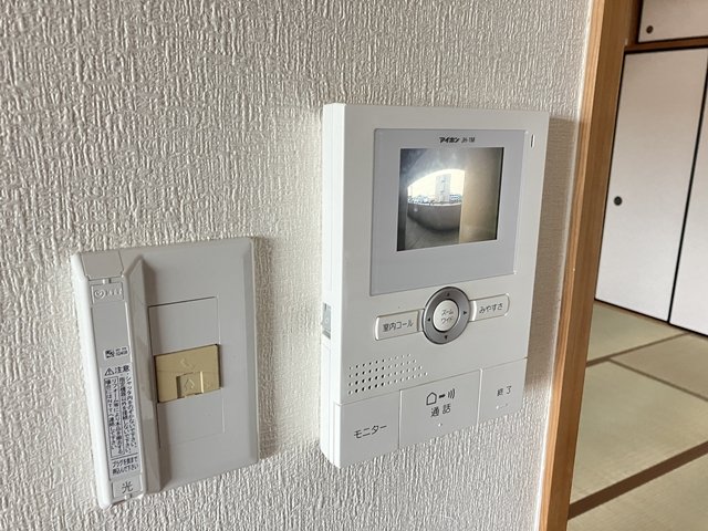 セキュリティ　同物件別部屋（別階数）です