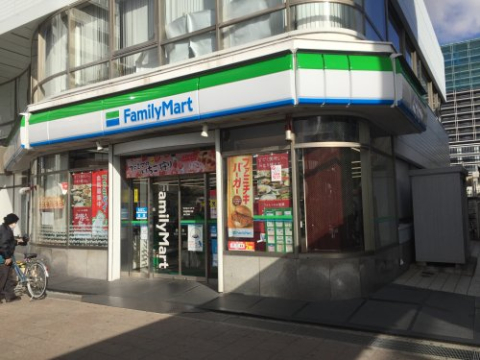 コンビニ　ファミリーマート　刈谷駅南口店（コンビニ）まで100m