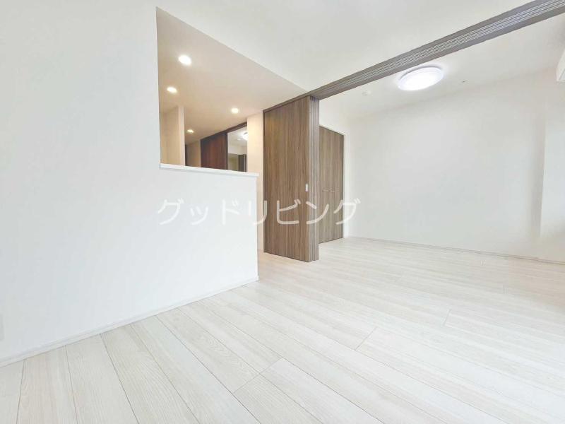S-RESIDENCE千住大橋broadの居間写真