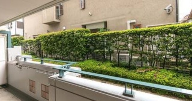 バルコニー　バルコニー