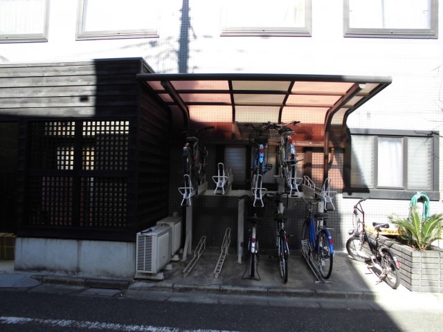京成本線 京成小岩駅 徒歩9分 5階建 築34年の外観写真