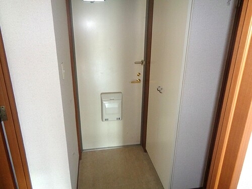 玄関　落ち着いた玄関です