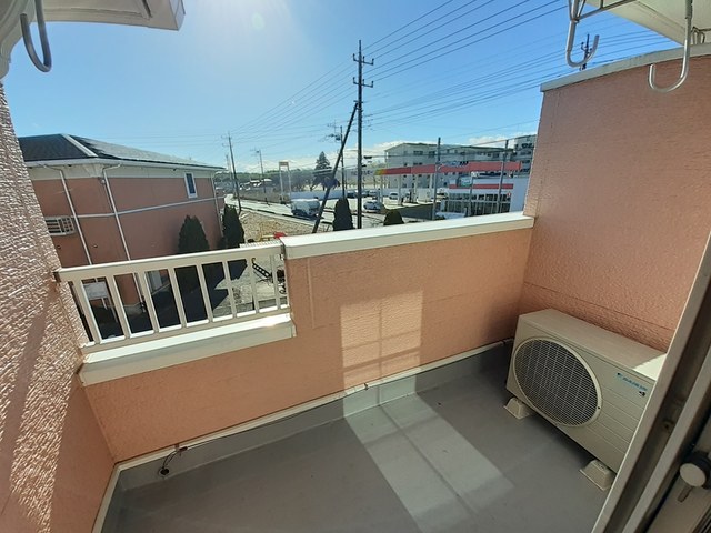 ＪＲ常磐線 牛久駅 バス乗車時間：18分 最寄りバス停で下車 徒歩2分 2階建 築21年の内装写真