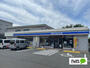 コンビニ　ローソン美祢市役所前店（コンビニ）まで675m