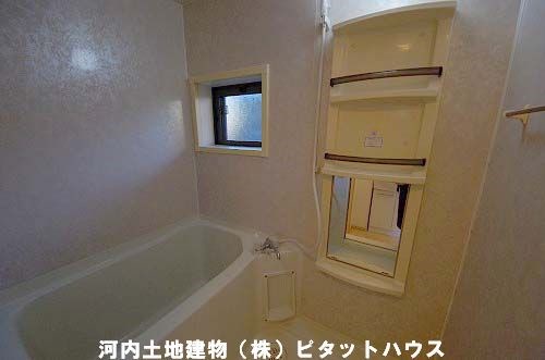 バス・シャワールーム　窓あり