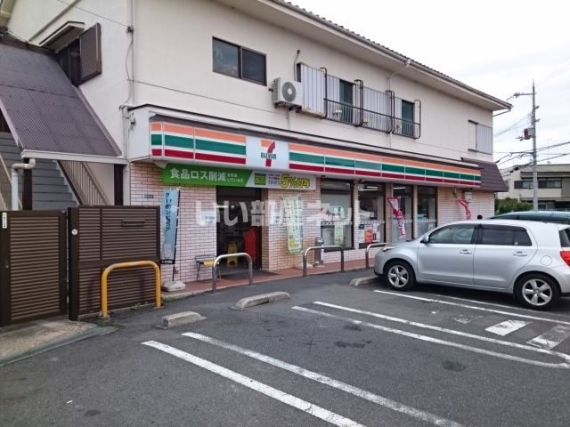 コンビニ　セブンイレブン 斑鳩町法隆寺東店（コンビニ）まで427m