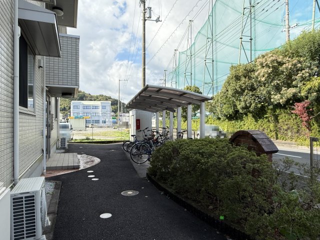 とさでん交通桟橋線 桟橋通五丁目駅 徒歩12分 3階建 築16年の外観写真