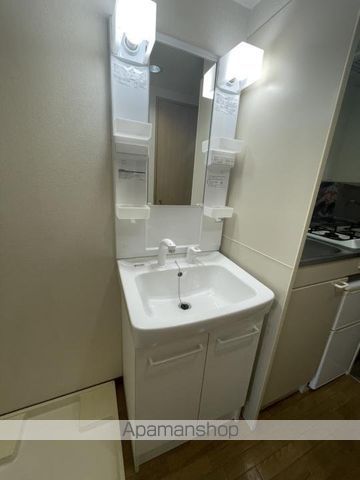 地下鉄谷町線 南森町駅 徒歩8分 10階建 築25年のトイレ写真