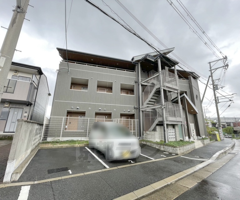 ＪＲ片町線 長尾駅 徒歩4分 築5年