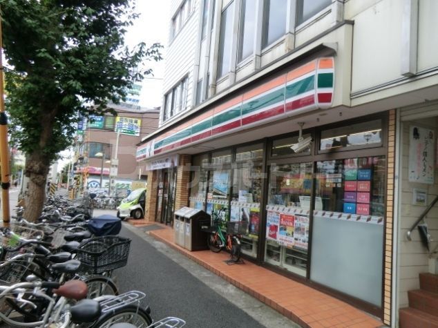 コンビニ　セブンイレブン船橋二和向台駅前店（コンビニ）まで420m