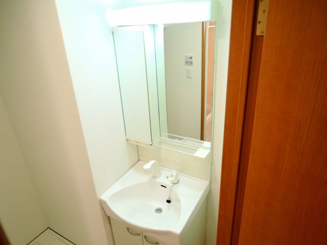 TIAハイム上本町の内装写真