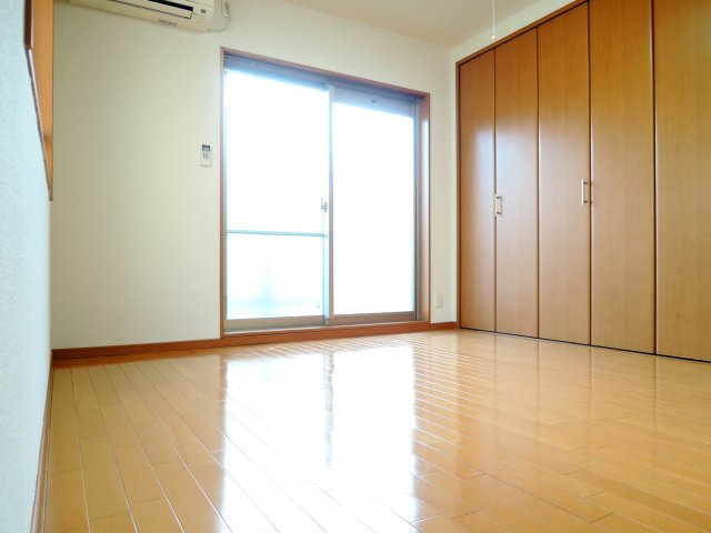 TIAハイム上本町の内装写真