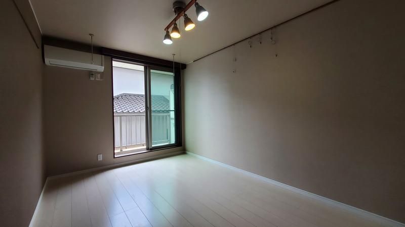 居室・リビング　※別部屋参考写真